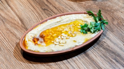 Tereyagli-hummus